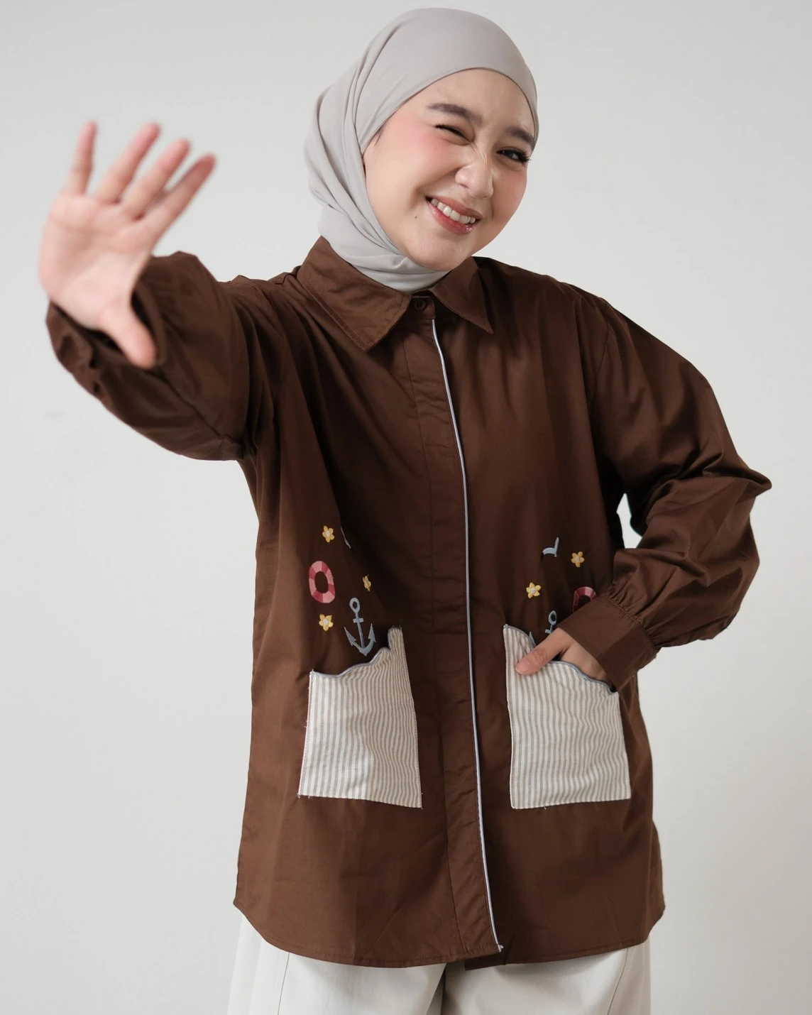 Pina Shirt Coffee - Image 3