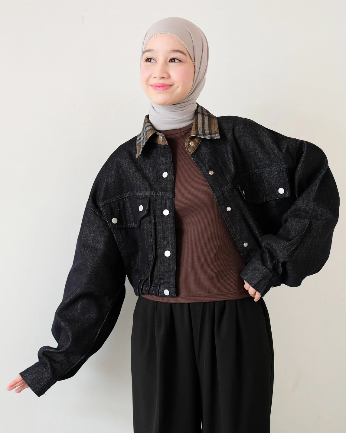 Ilayna Denim Jacket Kode 548N M.Black-Brown