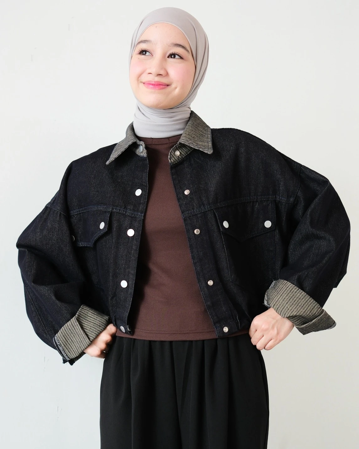Ilayna Denim Jacket Kode 548N M.Black-Cream