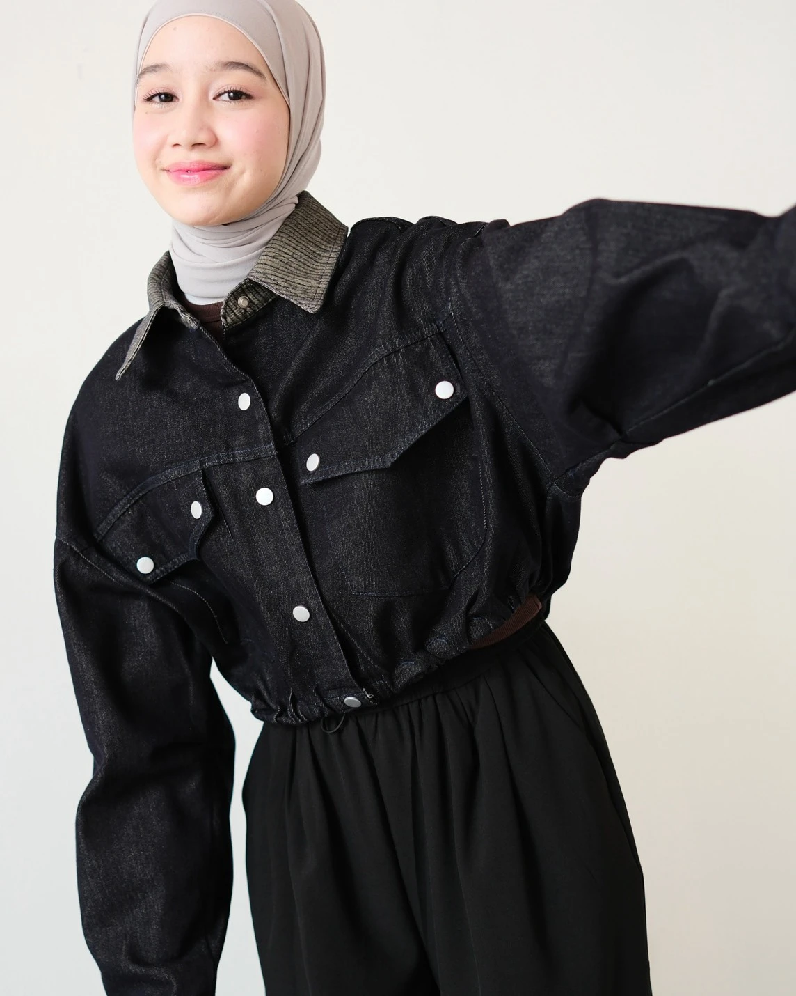 Alternative view of Ilayna Denim Jacket Kode 548N M.Black-Cream