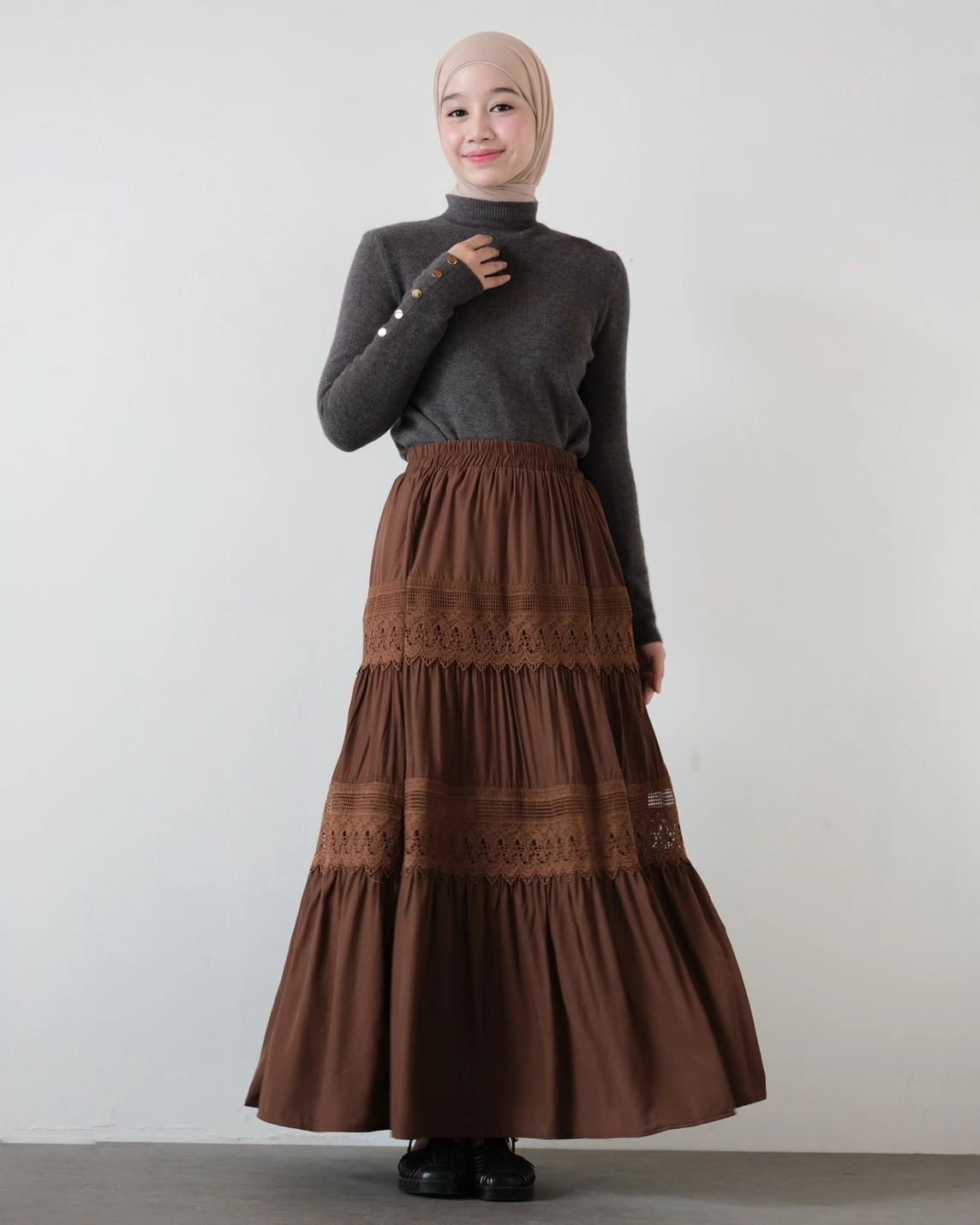 Alternative view of Lodifa Skirt Kode 168N Brown