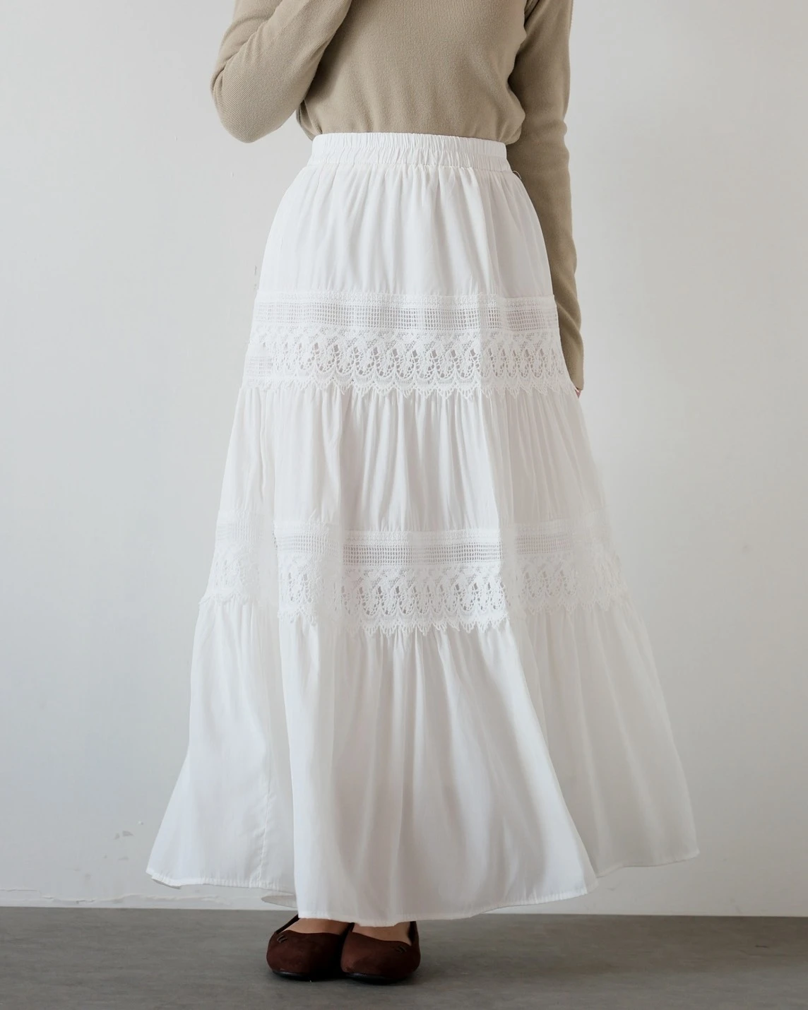 Lodifa Skirt Kode 168N Broken White