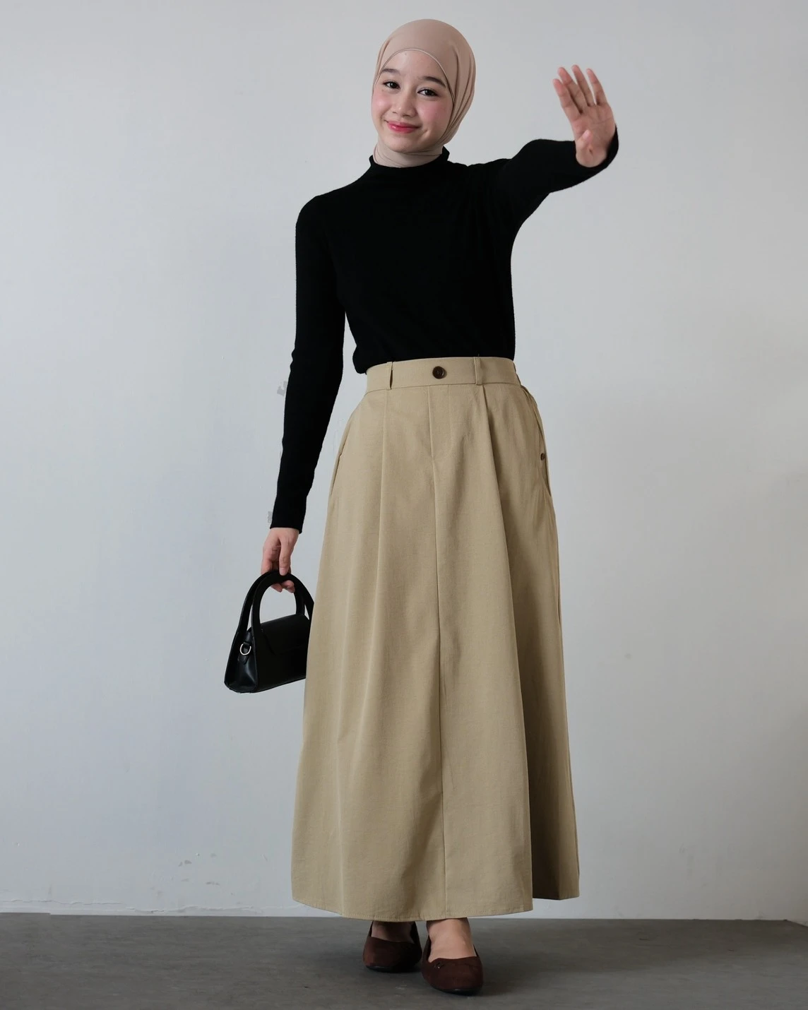 Alternative view of Canary Skirt Kode 229N Khaki