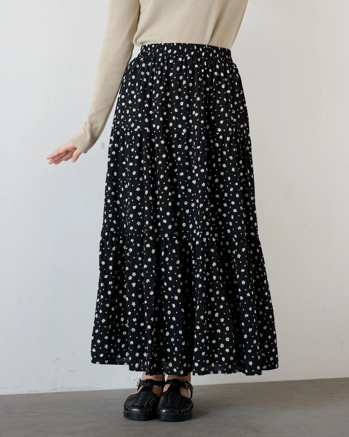Alternative view of Haraz Skirt Kode 151P Black