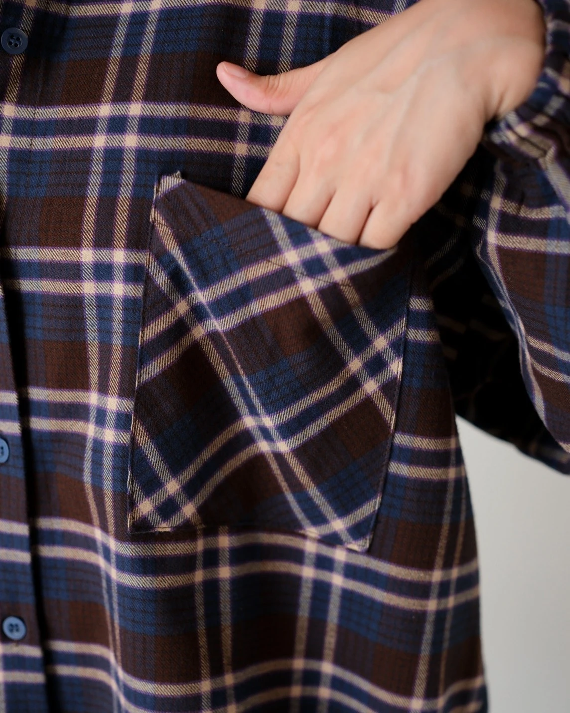 Alternative view of Izethra Plaid Shirt Kode 71185