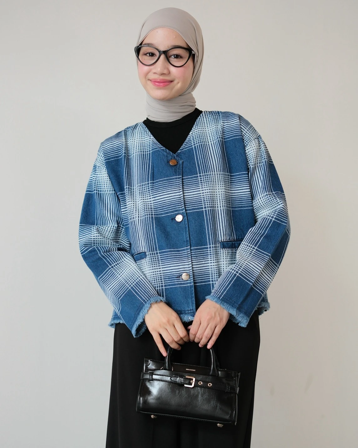 Alternative view of Destry Denim Cardi Kode S1123C Medium Blue