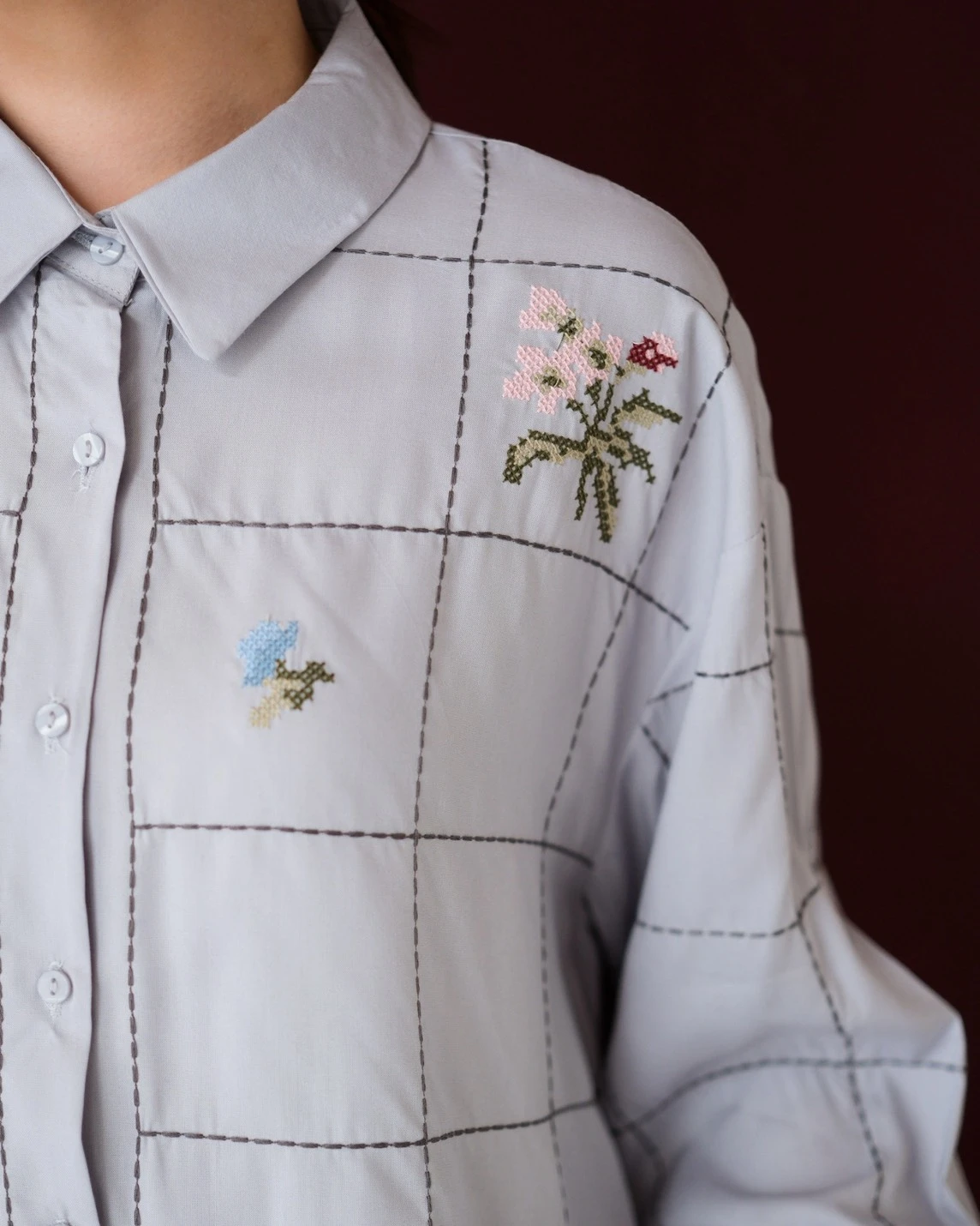 Alternative view of Lyra Shirt Grey