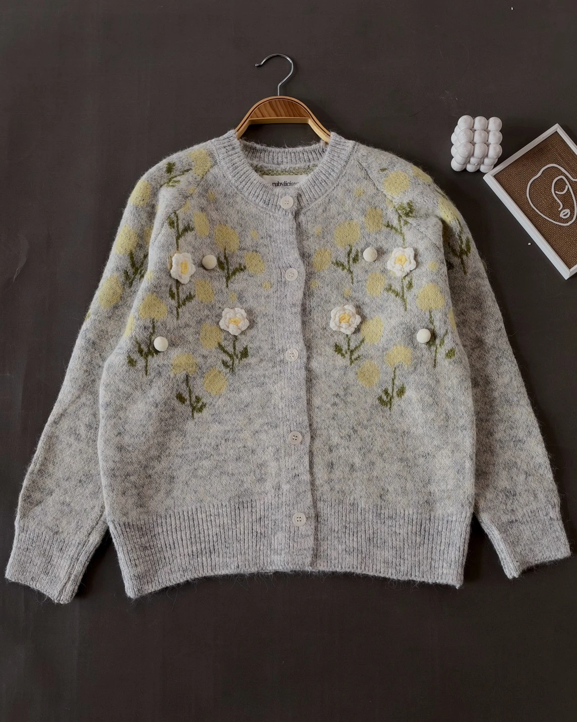 Monera Cardi 381O Light Grey