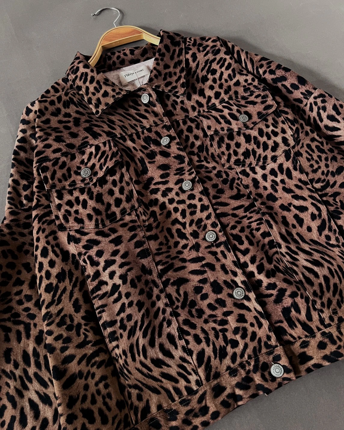 Yoriel Leopard Jacket Kode 251116